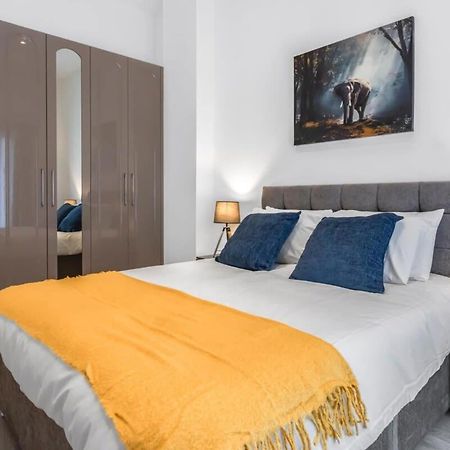 Lovely 1 Bedroom Apartment In Central Woking Eksteriør billede
