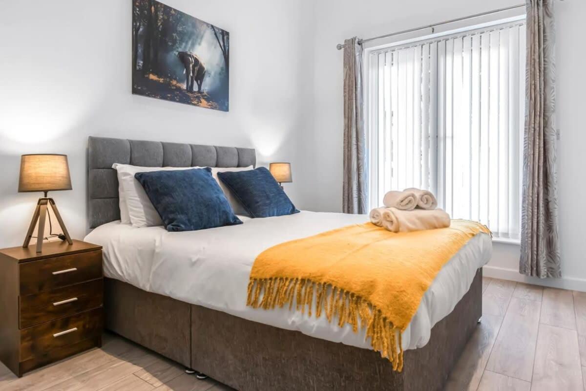 Lovely 1 Bedroom Apartment In Central Woking Eksteriør billede